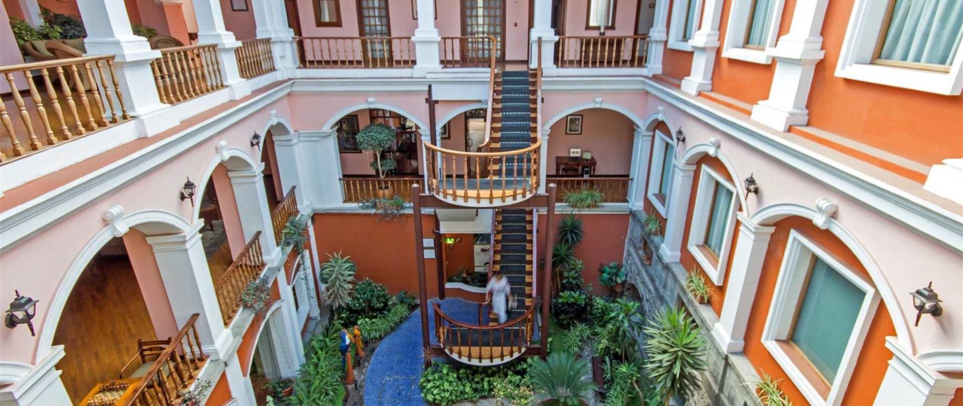 Hotel Patio Andaluz Good Life Expeditions